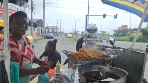 El secreto en su salsa: Emma conquista con su sazón y corviques en Santo Domingo