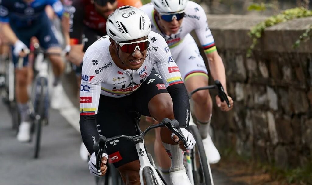 Jhonatan Narváez se prepara para debutar en el Tour de Francia 2025 junto a Pogacar