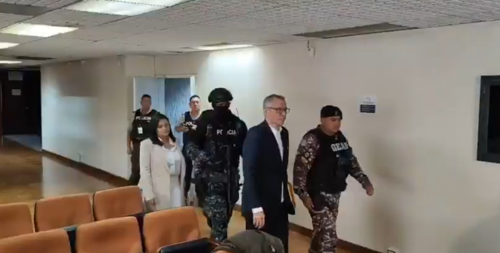Jorge Glas rendirá testimonio en juicio por caso Reconstrucción de Manabí