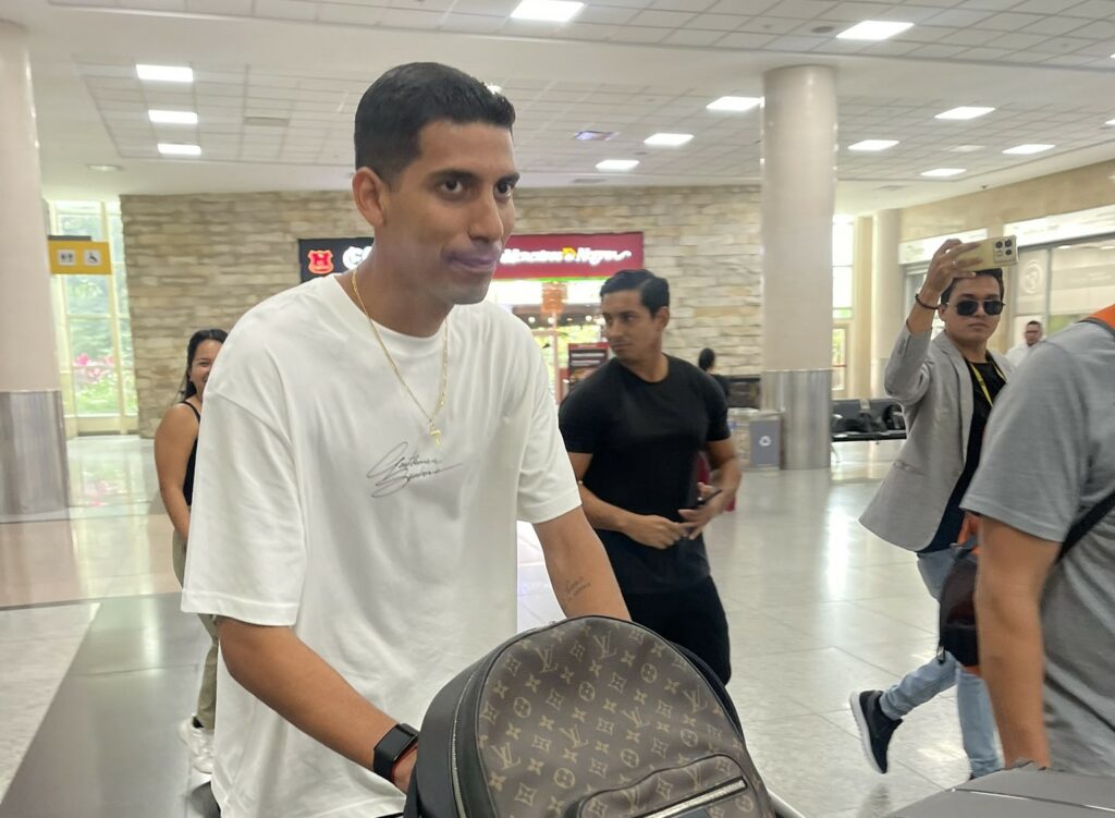 José Francisco Cevallos vuelve a Emelec tras desvinculación de El Nacional