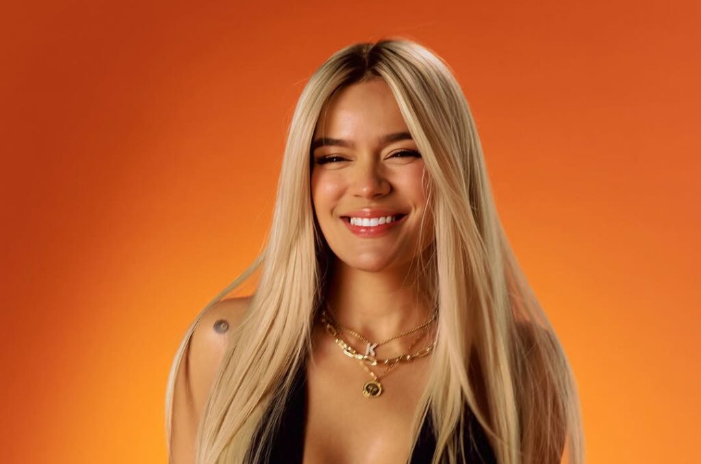 Karol G alza la voz y apoya a migrantes latinos afectados por redadas en Estados Unidos