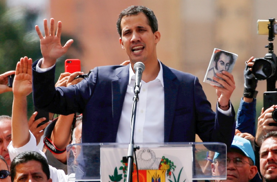 La Fiscalía de Venezuela solicitó este viernes 13 de junio de 2025 una nueva orden de captura contra el líder opositor Juan Guaidó.