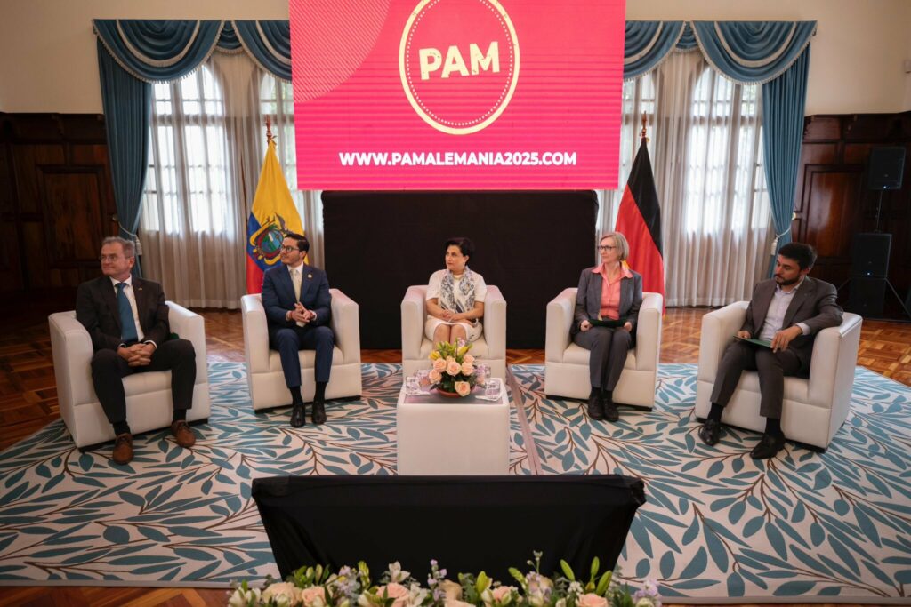 La convocatoria 2025–2026 representa una oportunidad para que jóvenes ecuatorianos accedan a una formación de excelencia,