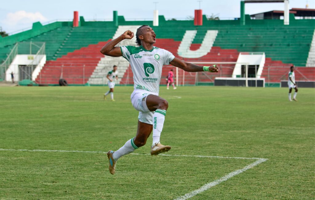 Liga de Portoviejo golea 0-4 a Germud y se reafirma en el liderato del Grupo A