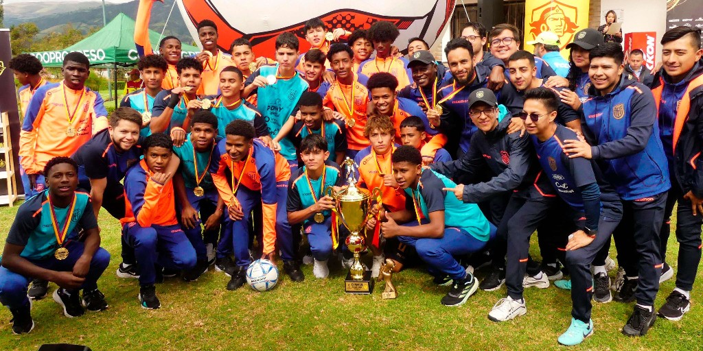 Los jugadores de Ecuador que se proclamaron campeones de la Youth Cup.