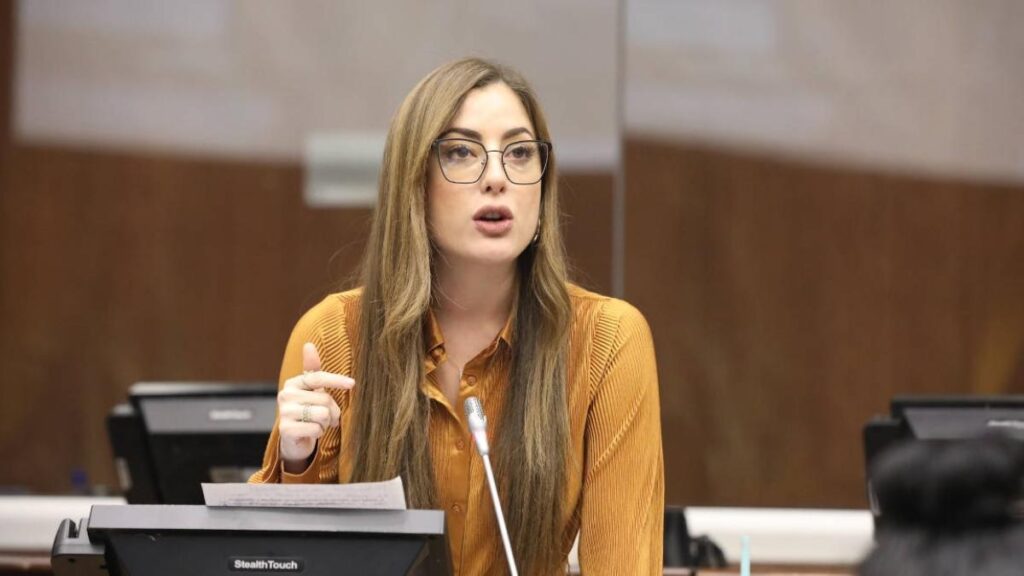 Lucía Jaramillo faltó a 61 sesiones de la Asamblea Nacional Esta es su justificación