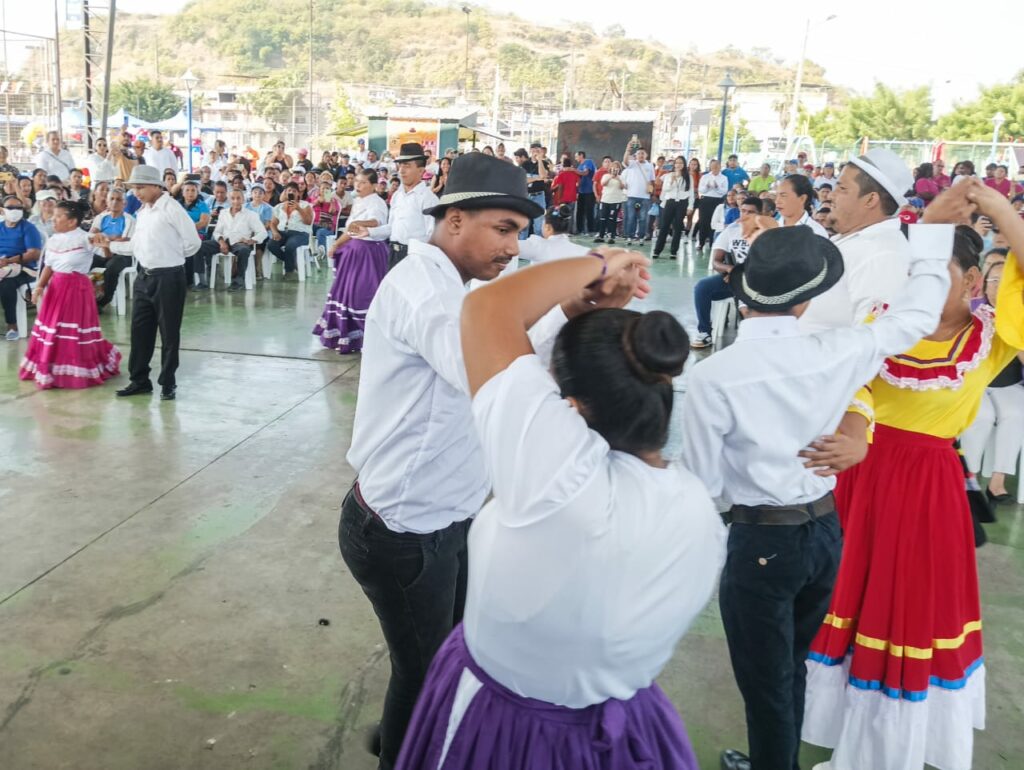 MIES celebró el Día Internacional de las Personas Sordociegas con más de 400 participantes