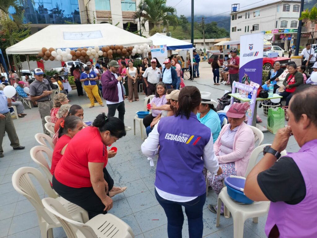 MIES conmemora conciencia contra el maltrato en la vejez con brigadas sociales