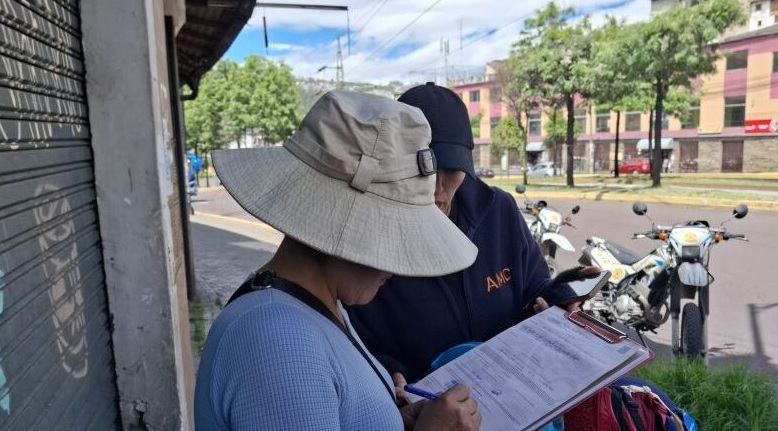 Más de 3.500 advertencias emitidas a comerciantes informales en la capital