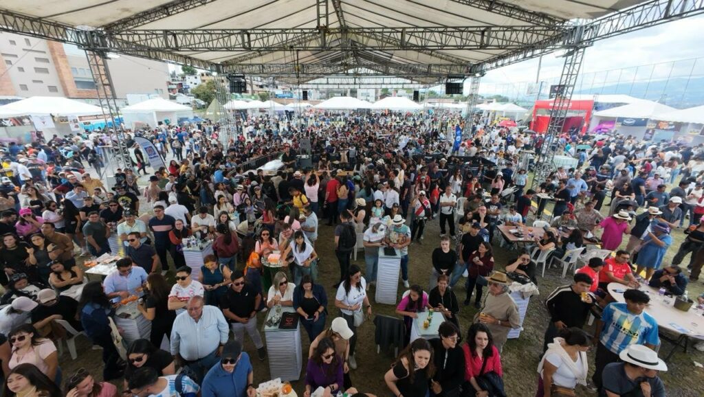 Más de 6.000 quiteños se unen en concierto benéfico por Esmeraldas
