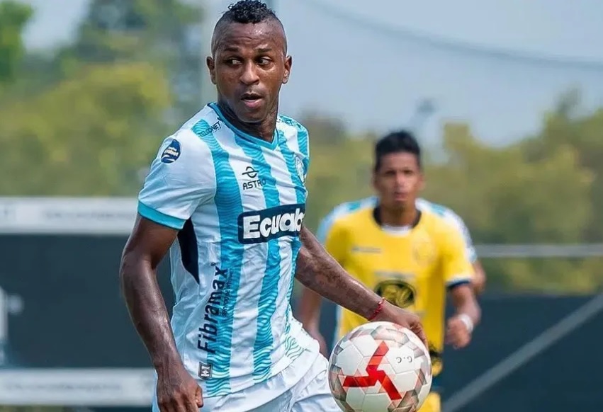 Miller Bolaños, delantero y capitán del Guayaquil City, recuperó su libertad la mañana de este lunes 16 de junio tras recibir medidas sustitutivas a la prisión preventiva.