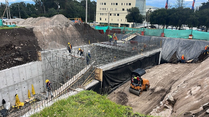 Municipio de Quito redirecciona obras ante desabastecimiento de asfalto