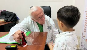 Niños y adolescentes con malformaciones congénitas fueron evaluados en jornada médica de la Fundación Rostros Felices