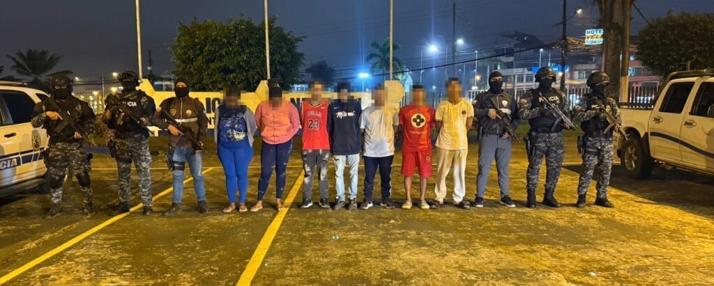 Ocho detenidos en operativo “Tormenta” contra microtráfico en el barrio Zaracay