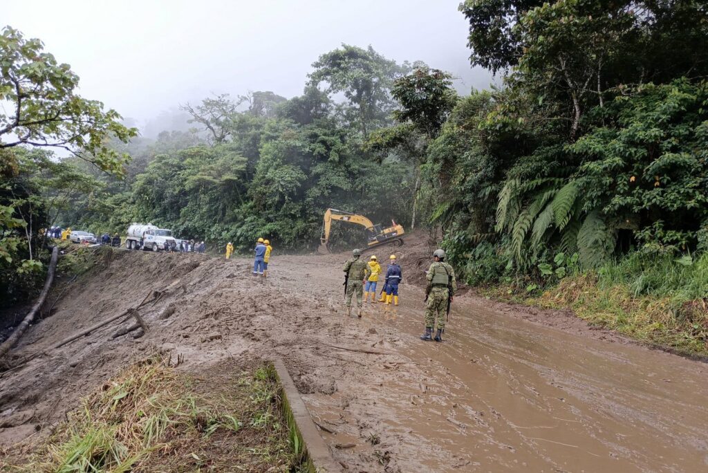 Oleoducto transecuatoriano sufre nueva rotura en el sector El Reventador