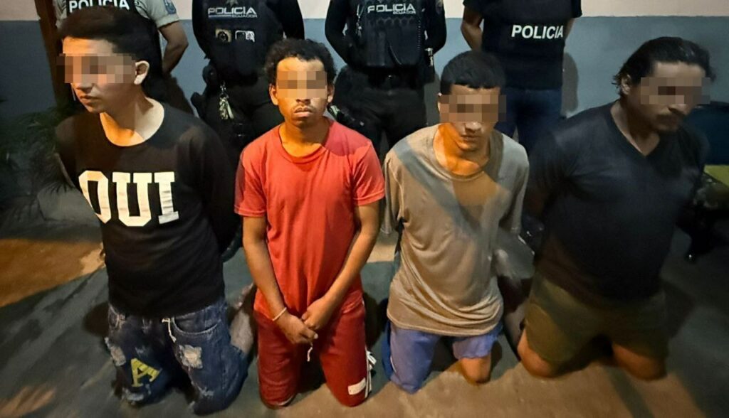 Pedían $20 diarios por “protección” capturan a extorsionadores de buses en Los Ríos