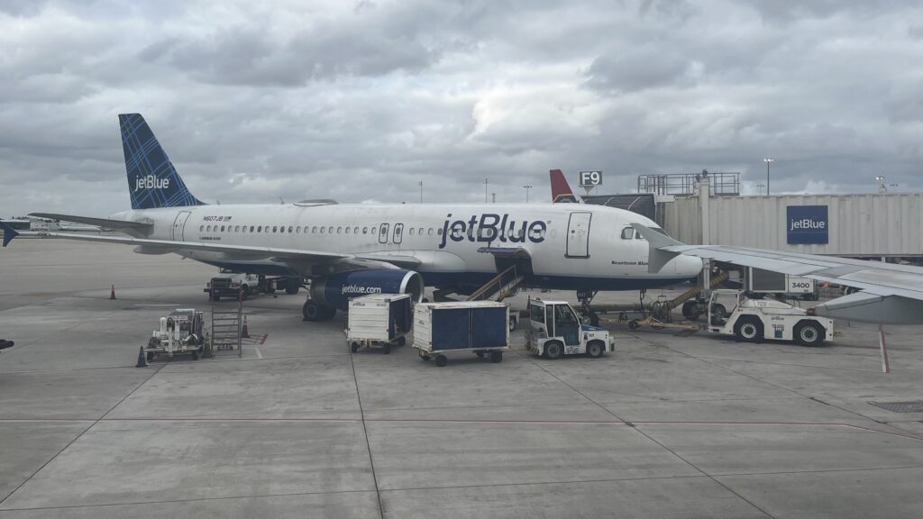 planificar bien tu vuelo te puede ahorrar tiempo y dinero.