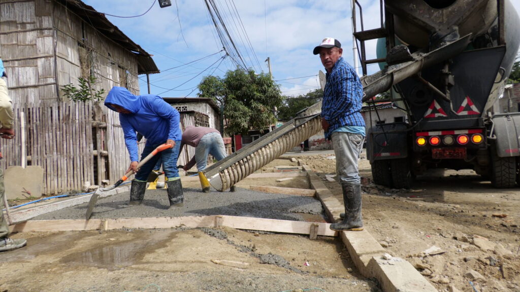¡Calle Tomás Larrea de Picoazá casi lista! Obras avanzan, pero vecinos piden rapidez