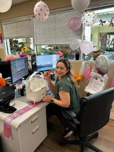 Tatiana Saavedra de comunicadora social en Guayaquil a asistente médica en Miami