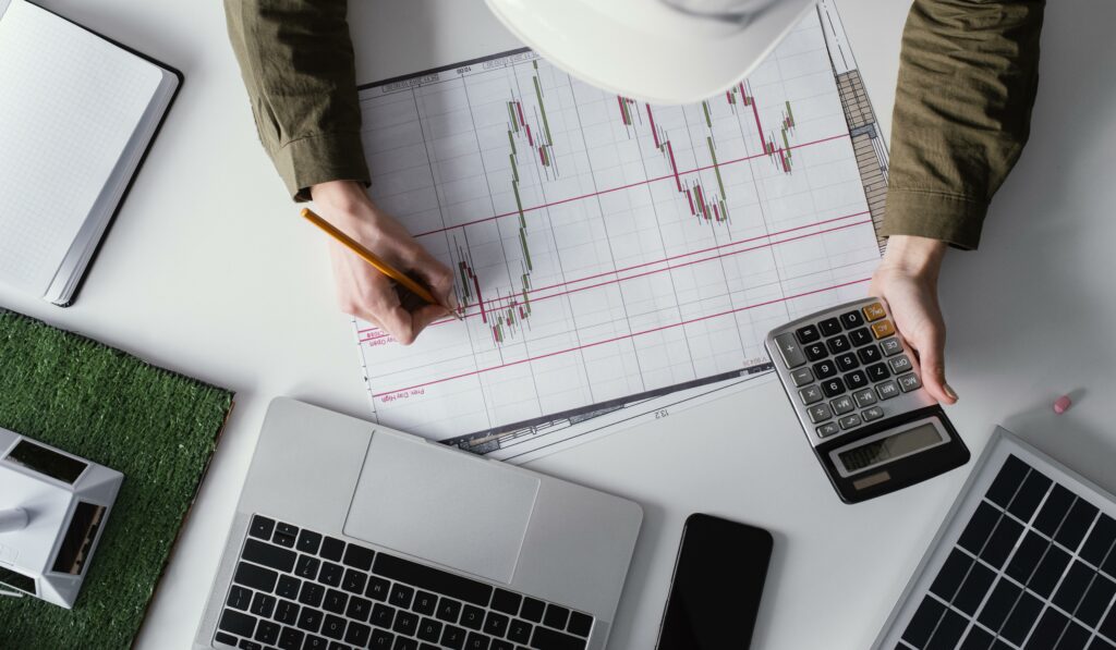 Tensiones comerciales frenan economía global al 2,3% en 2025, alerta Banco Mundial