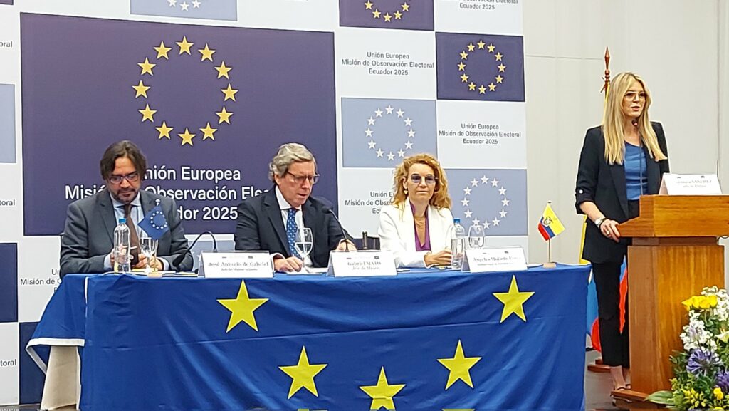 UE ratifica transparencia en elecciones de Ecuador y descarta fraude con 'tinta transferible'