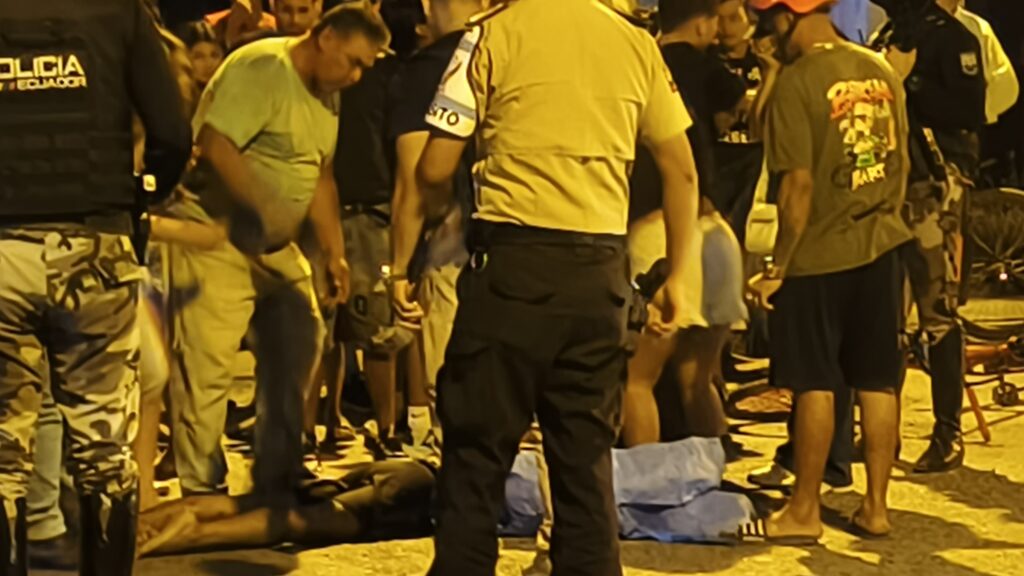 Un hombre perdió la vida tras recibir cerca de una docena de balazos en el cantón Chone, provincia de Manabí. (El Diario).