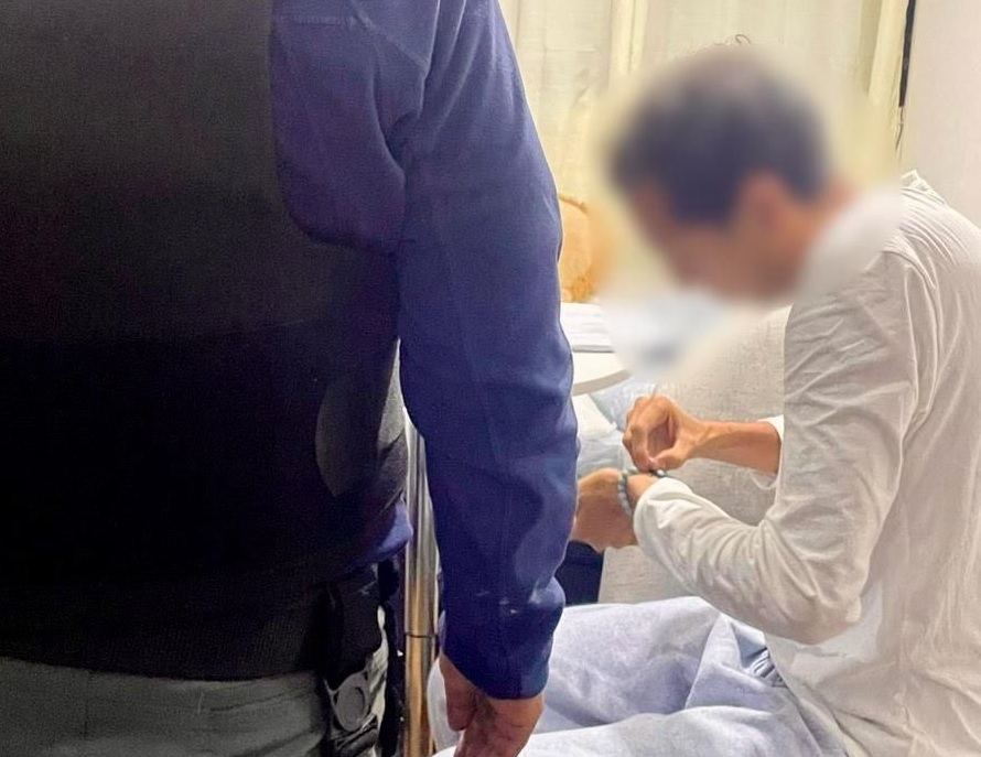 Un juez anticorrupción dictó prisión preventiva para el hermano menor y otros cinco familiares de José Adolfo Macías Villamar, alias “Fito”.