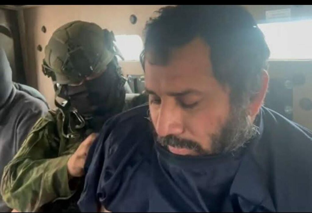 Video muestra cómo fue la captura de 'Fito' Macías; se escondía en un búnker