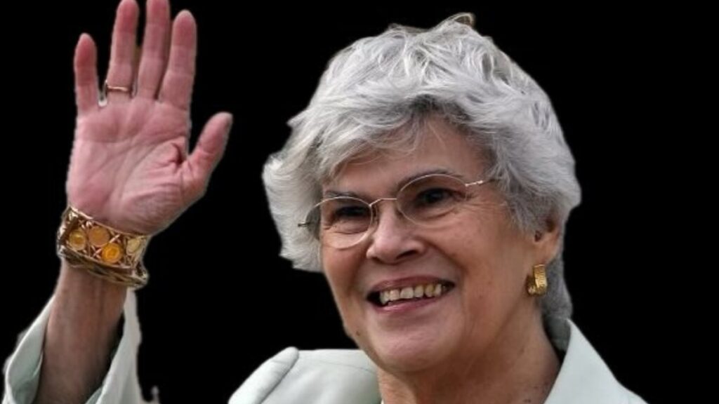Violeta Barrios de Chamorro, primera mujer presidenta en Latinoamérica, falleció a los 95 años tras una larga enfermedad. (X).