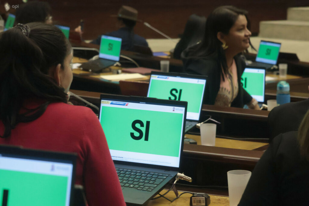 Voces a favor y en contra tras el debate del proyecto de Ley de Protección de Animales, que fue archivado
