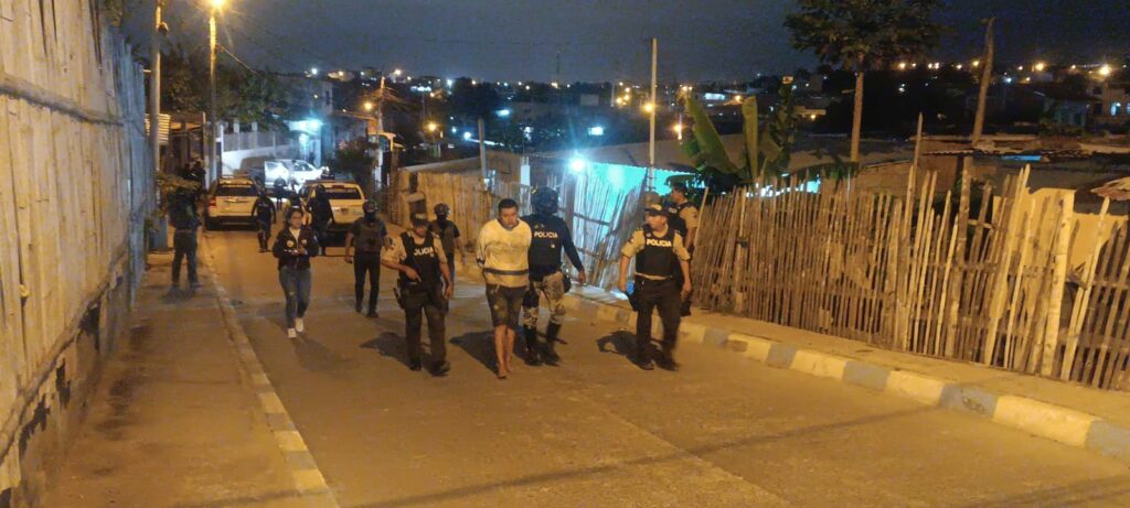 Cinco detenidos en la parroquia Eloy Alfaro de Manta tras enfrentamiento