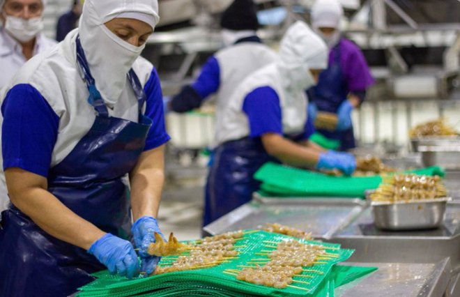 El camarón se ha convertido en el principal producto de exportación no petrolera del país.