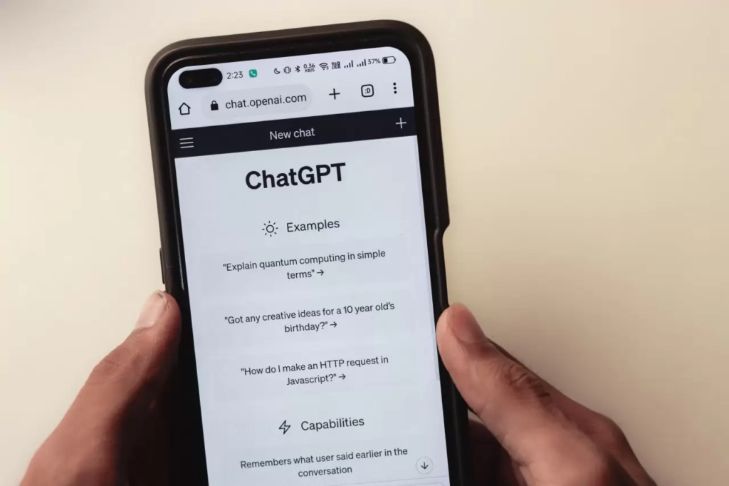 OpenAI reportó fallos temporales en ChatGPT y otros servicios de IA