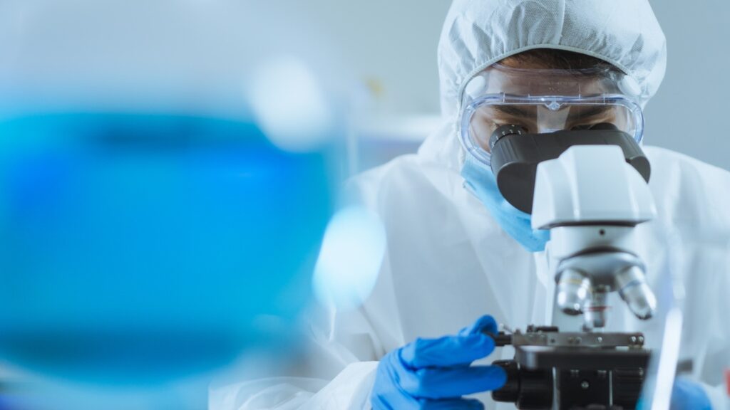 ¿Fuga de laboratorio o salto de animal a humano? La OMS insiste en que el origen del COVID-19 sigue sin resolverse