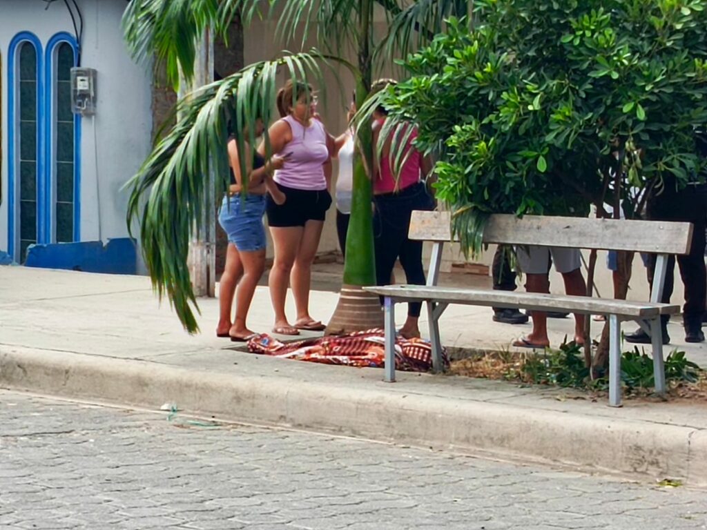 Salía del cementerio y fue atacada por sicarios: nueva víctima en Manta, Montecristi y Jaramijó