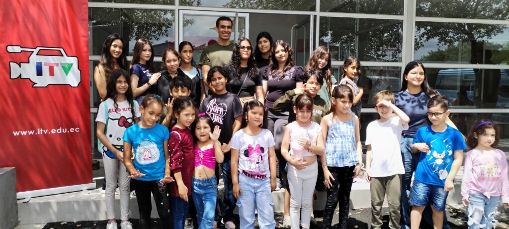 nicia en Portoviejo el curso de actuación para niños y adolescentes ITV Kids
