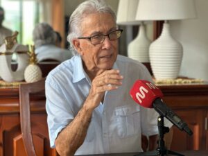 Ramón Cevallos fue dibujante y camarógrafo en canal 4