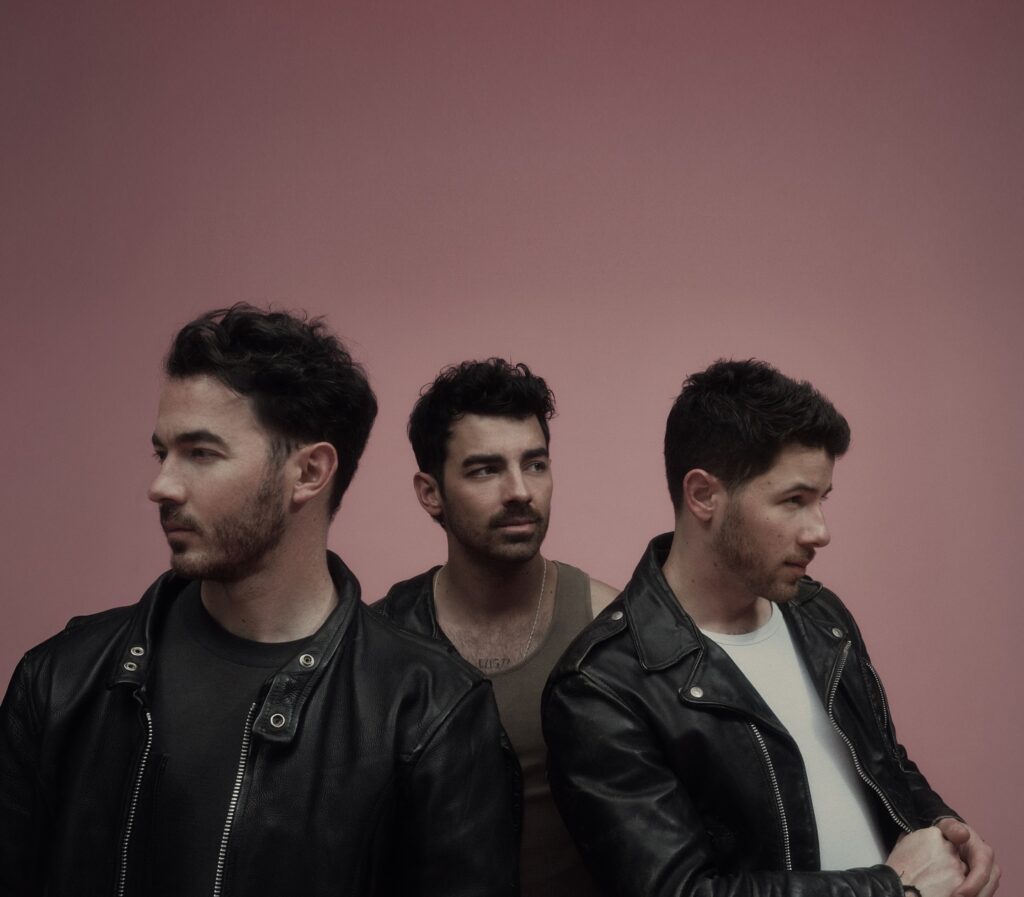 La banda Jonas Brothers fue reconocida mundialmente gracias a Disney Channel. FOTO: jonasbrothers (instagram).