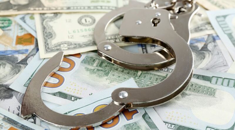 Agente de tránsito sentenciado por concusión en Quito