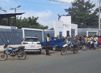 Balacera contra vehículo de docente en Unidad Educativa Picoazá genera alarma en Portoviejo