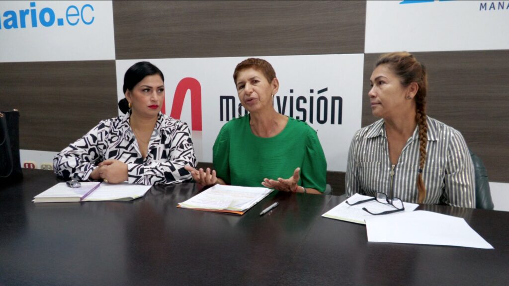 Colectivos feministas rechazan fusión del Ministerio de la Mujer con el de Gobierno