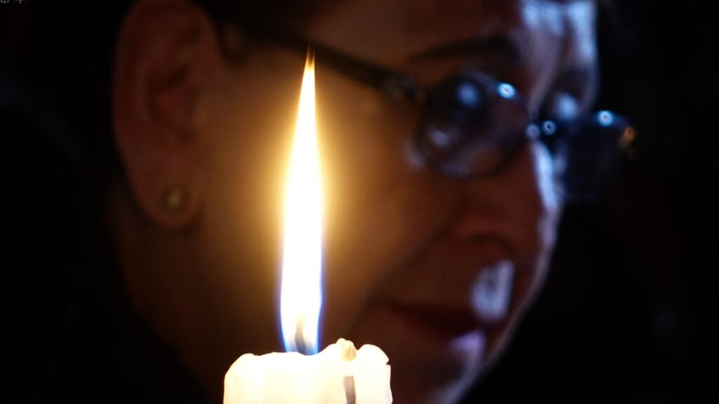 Cortes de luz se registraron la noche del miércoles 3 de julio en varios cantones del país, el Cenace ordenó activar la generación termoeléctrica. (Api).