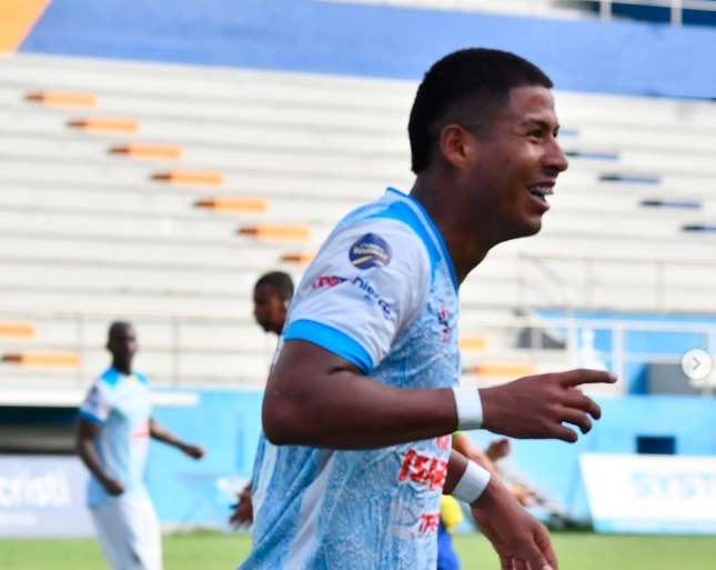Darlin Leito, jugador del Manta FC.