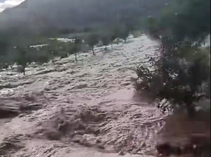 Desbordamiento del río Chota inunda cultivos en Pimampiro