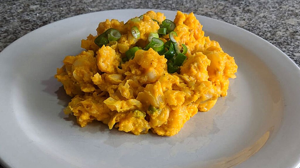 Descubre cómo preparar mote pillo, el desayuno predilecto en Cuenca