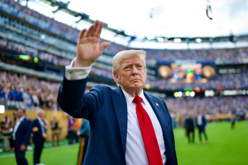 Donald Trump anunció un acuerdo arancelario con Japón que incluye una inversión millonaria y reducción significativa de impuestos comerciales