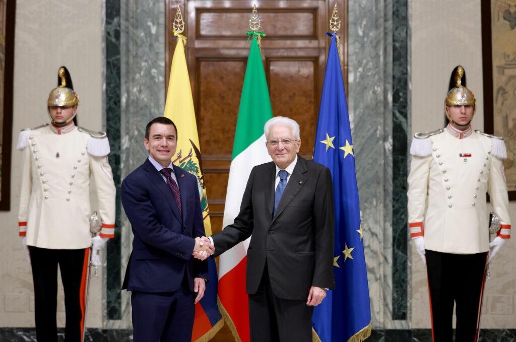Ecuador e Italia acuerdan canje de deuda por 10 millones de dólares para fortalecer seguridad