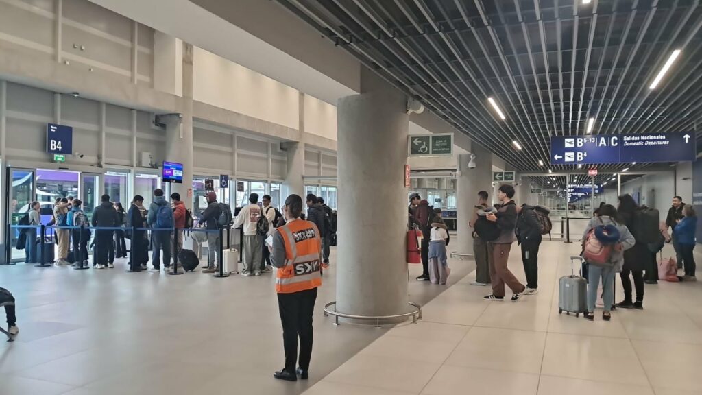 Ecuatoriana Fallece Súbitamente en el Aeropuerto Jorge Chávez de Lima
