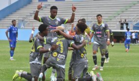 El Manta FC se impuso 4-2 a Universidad Católica este sábado en el estadio Jocay, en Manta. El encuentro correspondía a la fecha 20 de la Liga Ecuabet