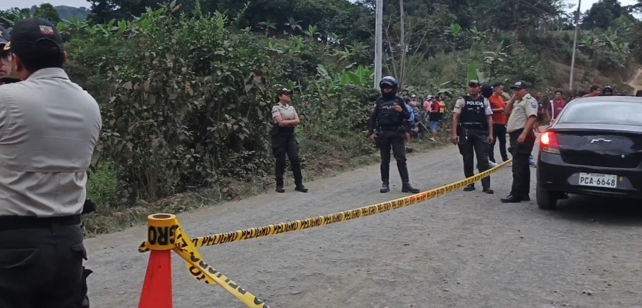 El área donde fueron hallados los dos hombres asesinados es de escasa afluencia vehicular.